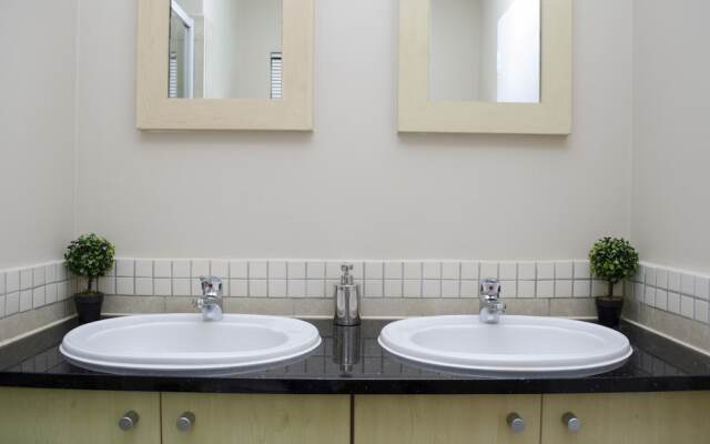 Knightsbridge Luxury Apartment