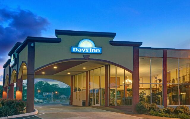 Days Inn by Wyndham Kansas City