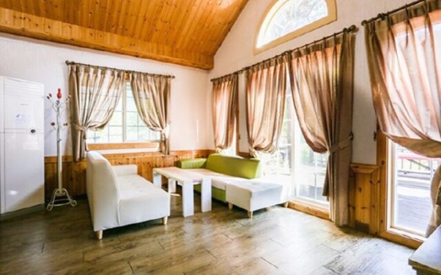 Hongcheon Riverside Castle Pension