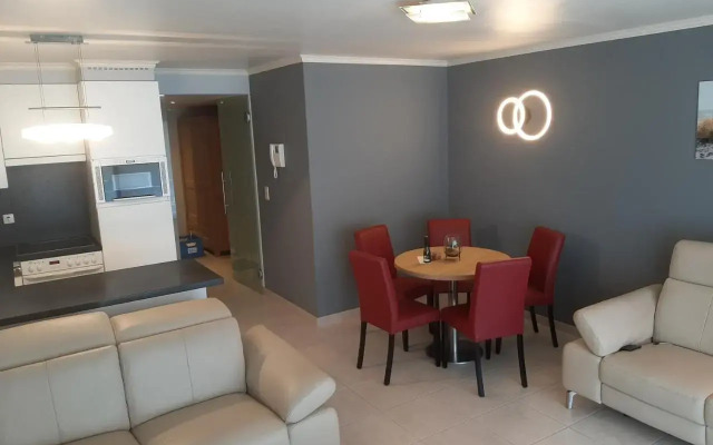 House Kimberly 194, Bus 102