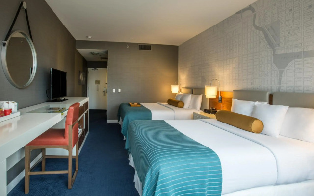 Kinzie Hotel