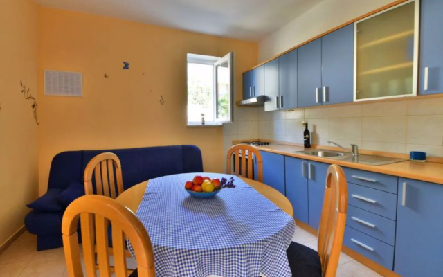 Apartment Sani Karlobag 30011