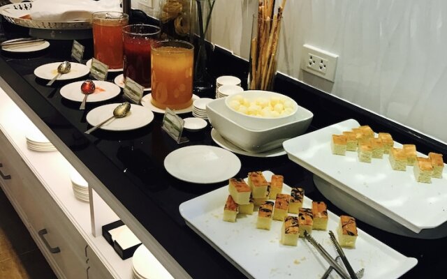 The Green View Hotel