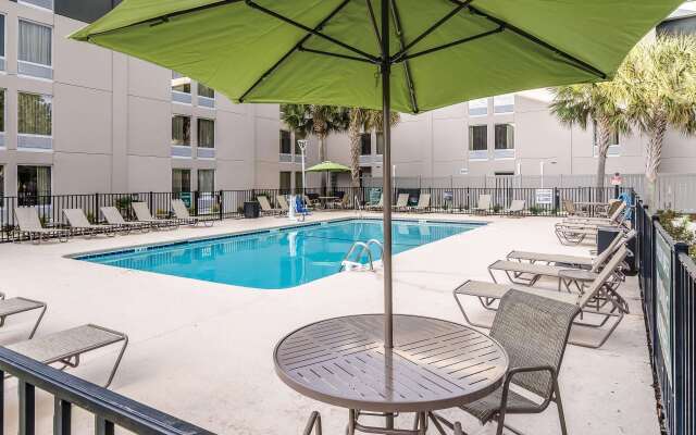 La Quinta Inn & Suites by Wyndham Myrtle Beach - N Kings Hwy