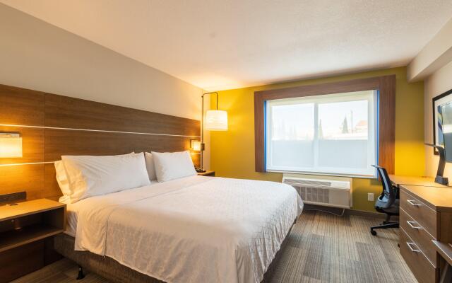 Holiday Inn Express Anaheim West by IHG