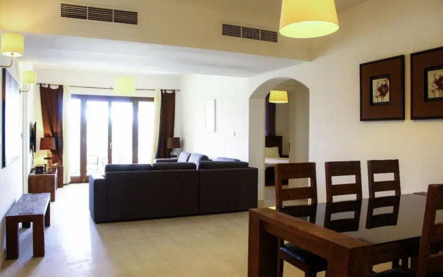 Elegant Marina View Escape