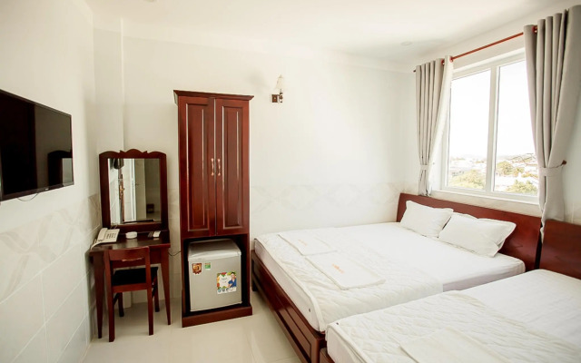 Phu Hong Hotel