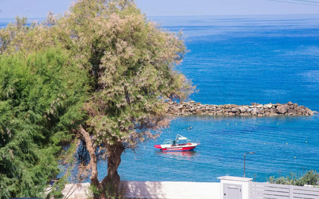 Panormo Beach