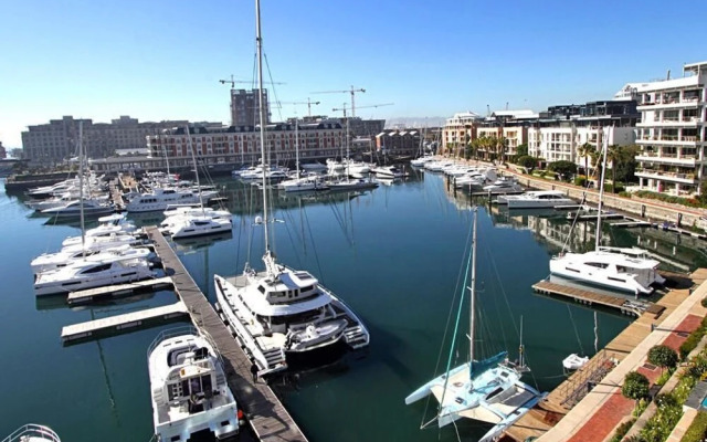 Pembroke 403 - Two Bedroom Apartment