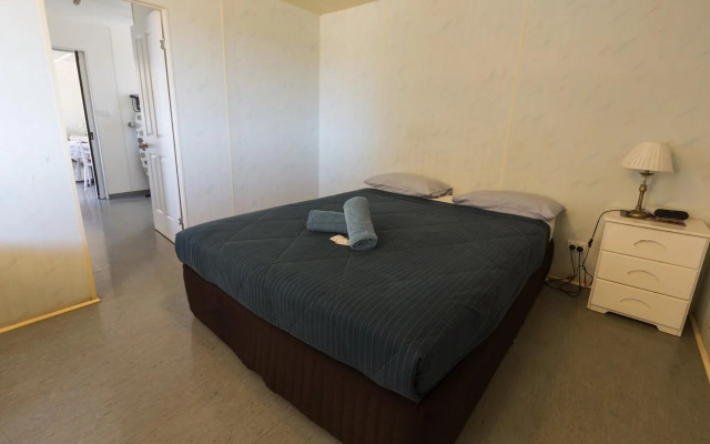 Drummond Cove Holiday Park Home