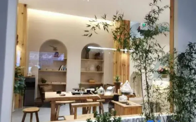 Yuxuju Garden Hotel