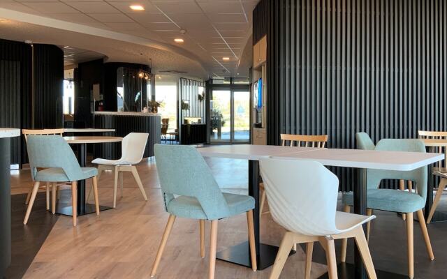 Hôtel AKENA TROYES - La Chapelle-Saint-Luc