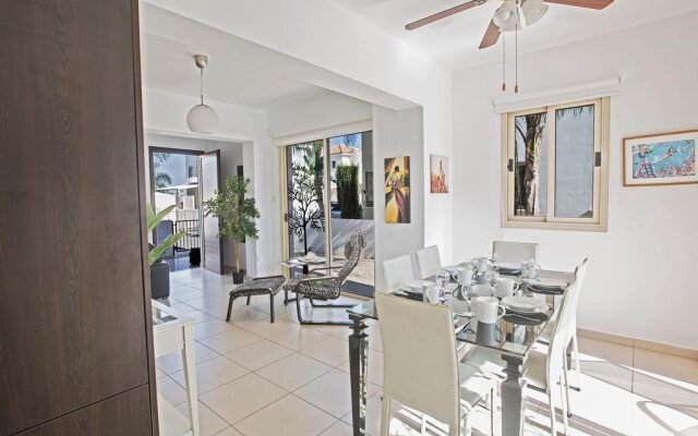 Abrielle Villas and Apartments
