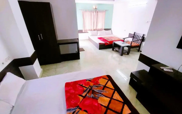 Staymaker Chakra Nayan Tara Sonu Inn
