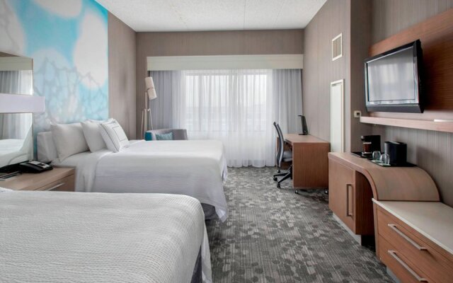 Courtyard Newark Elizabeth