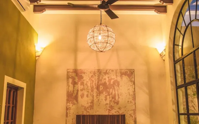 TreeHouse Boutique Hotel - Adults Only