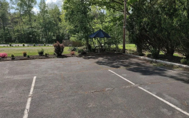 Hill Top Motel