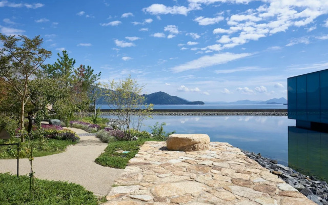 Simose Art Garden Villa