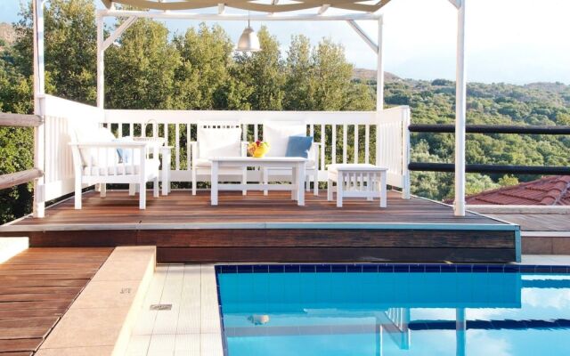 Villa Amvrosia in Armeni