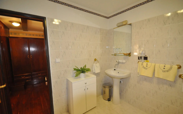 Barbakan Hotel
