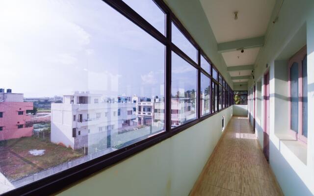 OYO 78376 DJR Grand Near Serenity Beach