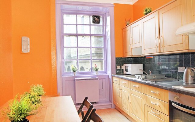 Cowgate Tourist Hostel