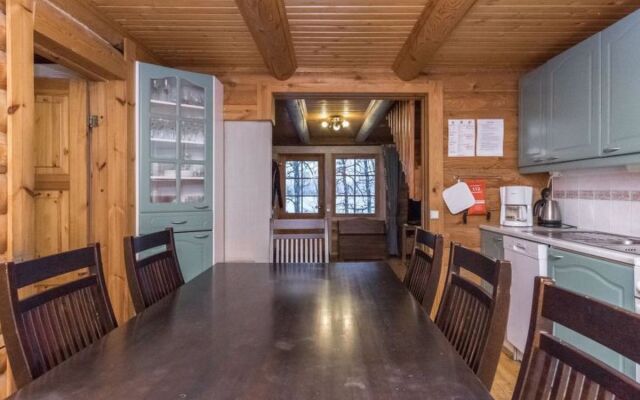 Holiday Home Oravanpesä