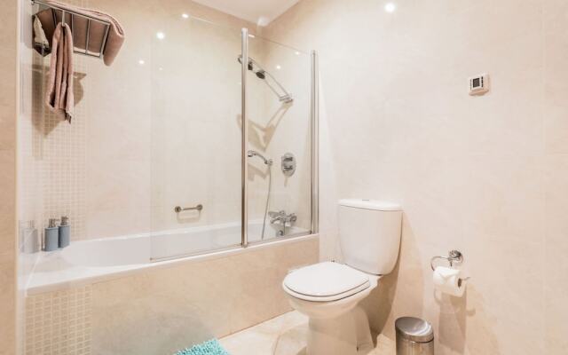Wonderful Apartment in Lagos With Jacuzzi