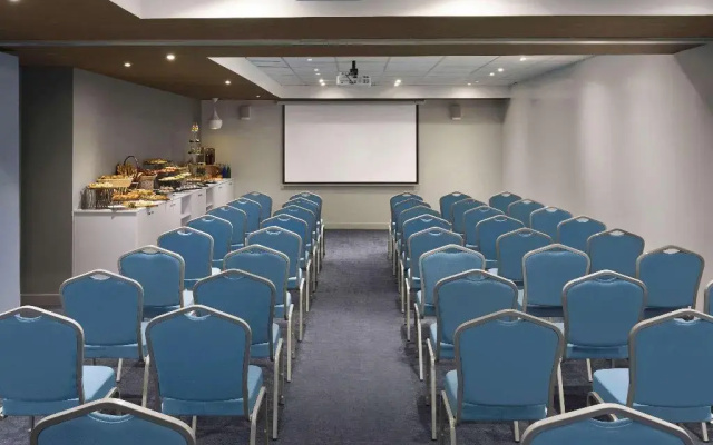 Ibis Jeddah City Center