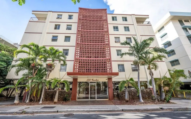 Two-bedroom Apartment With a Sunny Patio