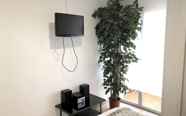 Apartment With 3 Bedrooms In Salou