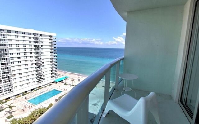 The Tides on Miami Hollywood