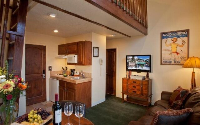 Alpine Village Suites