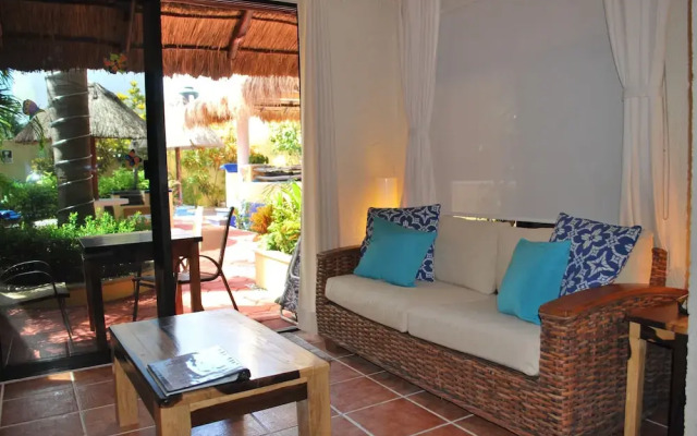 La Buena Vida Suites - Adults Only