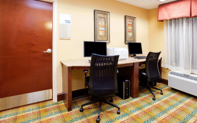 Holiday Inn Express Raleigh Durham Airport by IHG