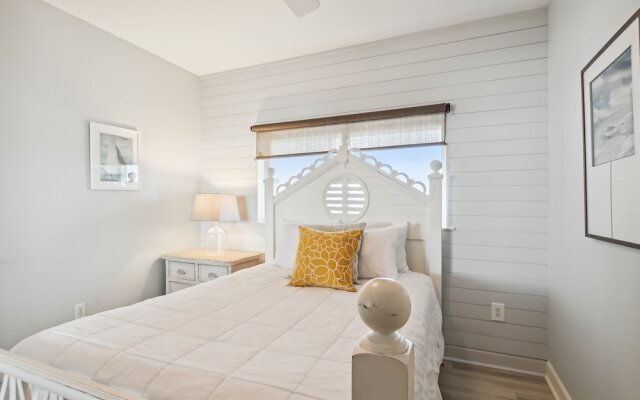 Oceania 207 3 Bedroom Condo by RedAwning