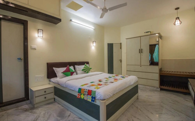 OYO 11568 Home Duplex Studio Calangute