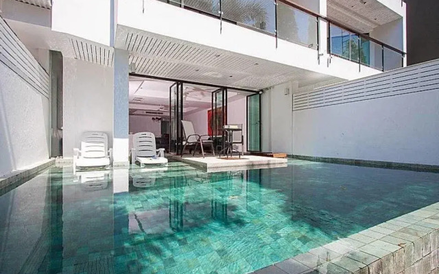 Yu-Phin Villa