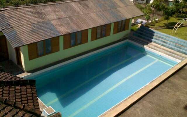 Villa Tunas Alam Mutiara