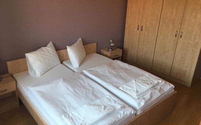 Relax Hotel Stork