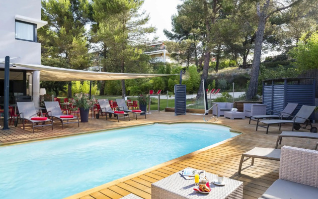 Mercure Aix-en-Provence La Duranne Gare TGV