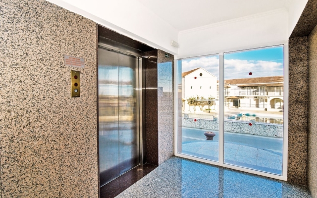 Hotel Aura