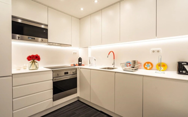 Akicity Alfama Selected