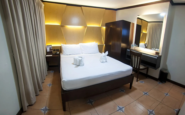 Vigan Plaza Hotel