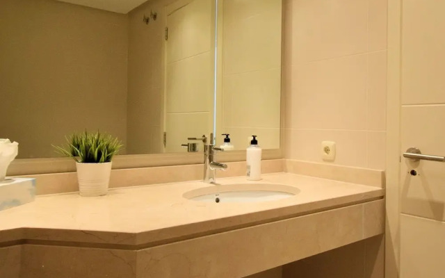 Beautiful Apartment in Estepona With Sauna