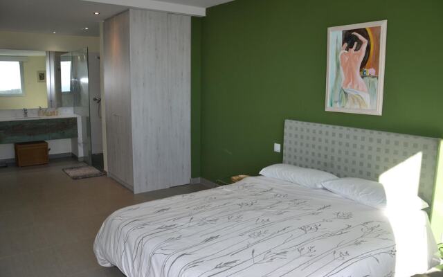 Suitur Villa Mediterránea Con Piscina Infinita