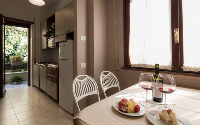 Aurelia Residence