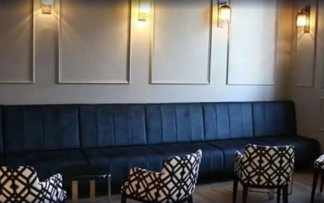 Mrs Banks Boutique Hotel