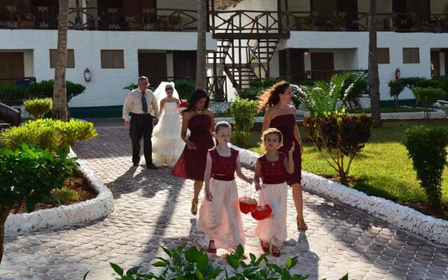 Paradise Beach Resort