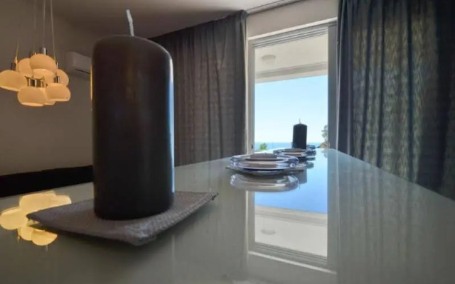 Hec Apartment